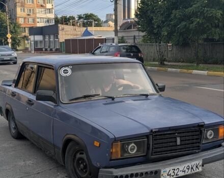 Синий ВАЗ 2107, объемом двигателя 1.6 л и пробегом 300 тыс. км за 450 $, фото 1 на Automoto.ua