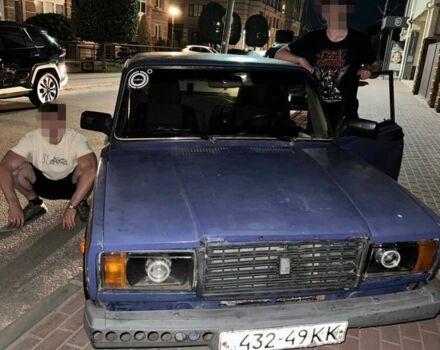 Синій ВАЗ 2107, об'ємом двигуна 1.6 л та пробігом 300 тис. км за 538 $, фото 1 на Automoto.ua
