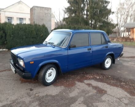 Синий ВАЗ 2107, объемом двигателя 1.5 л и пробегом 256 тыс. км за 2100 $, фото 1 на Automoto.ua