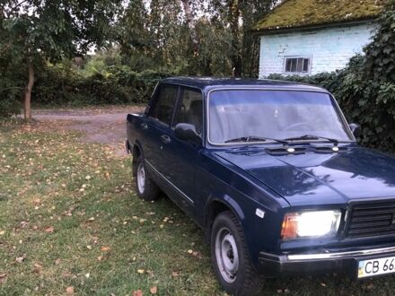 ВАЗ 2107 2004 у Мене на Automoto.ua Синій ВАЗ 2107, об'ємом двигуна 1.5 л та пробігом 21 тис. км за 1000 $, фото 1 на Automoto.ua