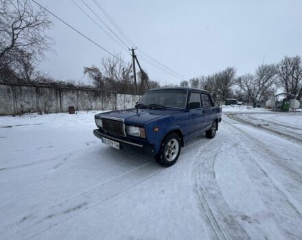 Синий ВАЗ 2107, объемом двигателя 1.5 л и пробегом 200 тыс. км за 750 $, фото 1 на Automoto.ua