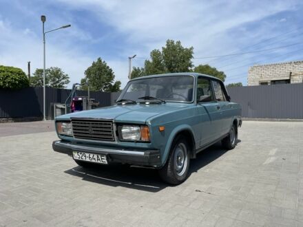 ВАЗ 2107 2004 у Дніпро (Дніпропетровську) на Automoto.ua Синій ВАЗ 2107, об'ємом двигуна 1.5 л та пробігом 140 тис. км за 1777 $, фото 1 на Automoto.ua