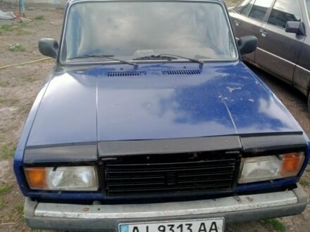ВАЗ 2107 2004 у Новоукраинке на Automoto.ua Синій ВАЗ 2107, об'ємом двигуна 1.5 л та пробігом 50 тис. км за 500 $, фото 1 на Automoto.ua