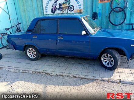 Синий ВАЗ 2107, объемом двигателя 1.6 л и пробегом 0 тыс. км за 1150 $, фото 1 на Automoto.ua