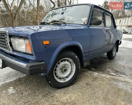 Синій ВАЗ 2107, об'ємом двигуна 1.45 л та пробігом 62 тис. км за 1999 $, фото 1 на Automoto.ua