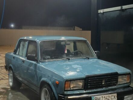 Синий ВАЗ 2107, объемом двигателя 1.6 л и пробегом 200 тыс. км за 1150 $, фото 1 на Automoto.ua