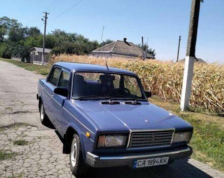Синий ВАЗ 2107, объемом двигателя 1.45 л и пробегом 105 тыс. км за 1400 $, фото 1 на Automoto.ua