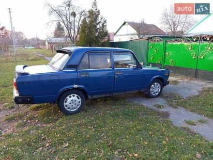 Синий ВАЗ 2107, объемом двигателя 1.45 л и пробегом 147 тыс. км за 1400 $, фото 1 на Automoto.ua