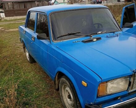 Синий ВАЗ 2107, объемом двигателя 1.5 л и пробегом 100 тыс. км за 700 $, фото 1 на Automoto.ua