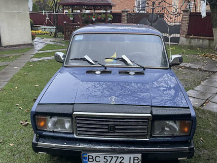 Синий ВАЗ 2107, объемом двигателя 1.45 л и пробегом 64 тыс. км за 1100 $, фото 1 на Automoto.ua