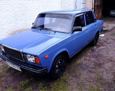 Синий ВАЗ 2107, объемом двигателя 1.5 л и пробегом 200 тыс. км за 1300 $, фото 1 на Automoto.ua