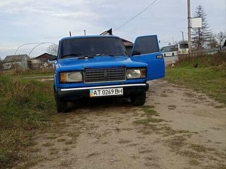ВАЗ 2107 2005 у Івано-Франківську на Automoto.ua Синій ВАЗ 2107, об'ємом двигуна 1.5 л та пробігом 100 тис. км за 1150 $, фото 1 на Automoto.ua