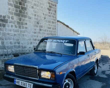 Синий ВАЗ 2107, объемом двигателя 1.5 л и пробегом 300 тыс. км за 650 $, фото 1 на Automoto.ua