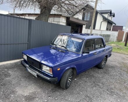 Синий ВАЗ 2107, объемом двигателя 1.5 л и пробегом 180 тыс. км за 1350 $, фото 1 на Automoto.ua