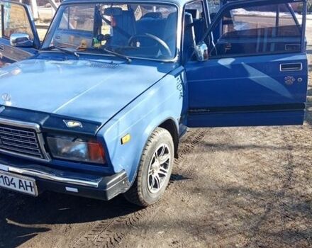 Синий ВАЗ 2107, объемом двигателя 1.5 л и пробегом 150 тыс. км за 1550 $, фото 1 на Automoto.ua