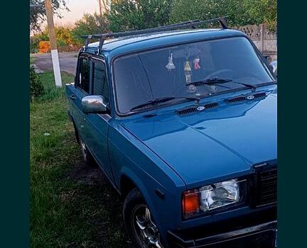 Синій ВАЗ 2107, об'ємом двигуна 1.5 л та пробігом 0 тис. км за 1100 $, фото 1 на Automoto.ua