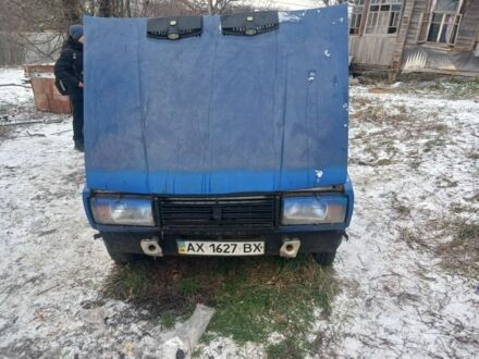 Синий ВАЗ 2107, объемом двигателя 1 л и пробегом 158 тыс. км за 600 $, фото 1 на Automoto.ua