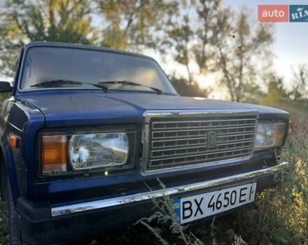 Синий ВАЗ 2107, объемом двигателя 1.45 л и пробегом 180 тыс. км за 1200 $, фото 1 на Automoto.ua