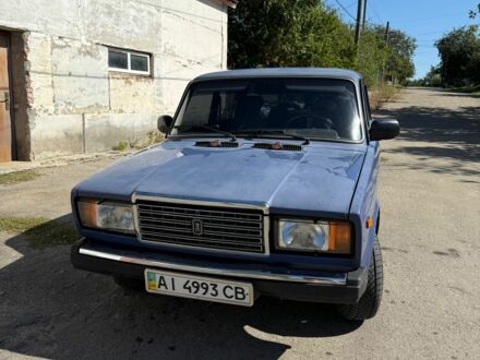 ВАЗ 2107 2007 у Маньківка на Automoto.ua Синій ВАЗ 2107, об'ємом двигуна 1.5 л та пробігом 28 тис. км за 1300 $, фото 1 на Automoto.ua