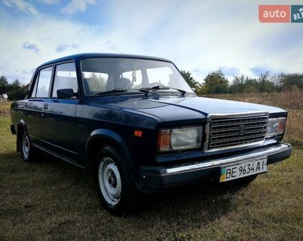 Синий ВАЗ 2107, объемом двигателя 1.45 л и пробегом 140 тыс. км за 1300 $, фото 1 на Automoto.ua