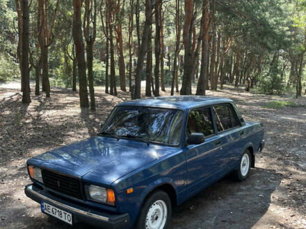 Синий ВАЗ 2107, объемом двигателя 1.45 л и пробегом 120 тыс. км за 1999 $, фото 1 на Automoto.ua