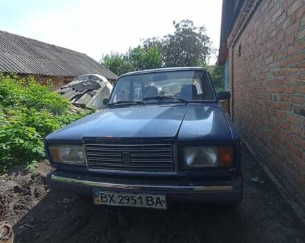Синий ВАЗ 2107, объемом двигателя 1.5 л и пробегом 800 тыс. км за 600 $, фото 1 на Automoto.ua