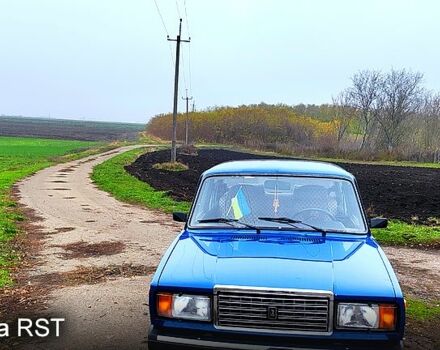 Синий ВАЗ 2107, объемом двигателя 1.6 л и пробегом 1280 тыс. км за 1600 $, фото 1 на Automoto.ua