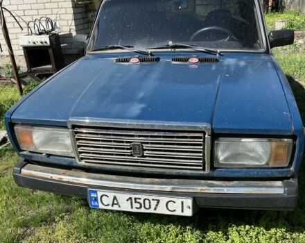 Синий ВАЗ 2107, объемом двигателя 1.5 л и пробегом 250 тыс. км за 1200 $, фото 1 на Automoto.ua