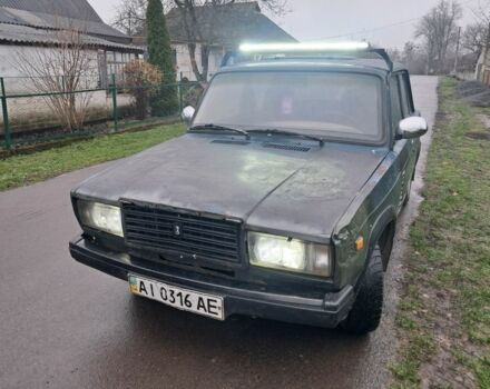 Зеленый ВАЗ 2107, объемом двигателя 1.5 л и пробегом 500 тыс. км за 355 $, фото 6 на Automoto.ua