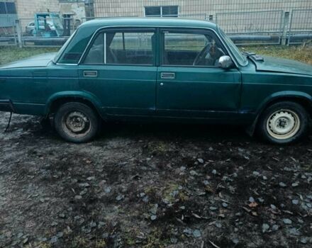Зеленый ВАЗ 2107, объемом двигателя 1.5 л и пробегом 200 тыс. км за 700 $, фото 2 на Automoto.ua