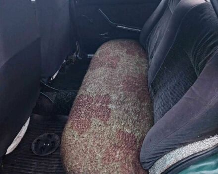 Зеленый ВАЗ 2107, объемом двигателя 1.5 л и пробегом 200 тыс. км за 700 $, фото 6 на Automoto.ua