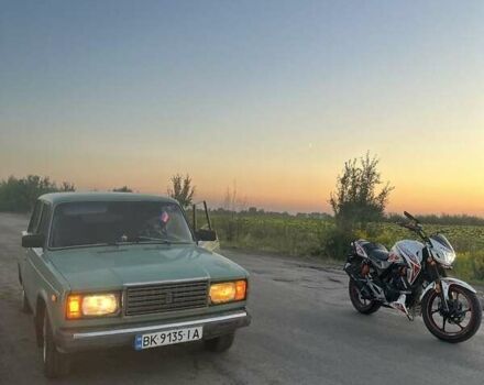 ВАЗ 2107 1989 в Ровно на Automoto.ua Зеленый ВАЗ 2107, объемом двигателя 1.5 л и пробегом 35 тыс. км за 1200 $, фото 3 на Automoto.ua