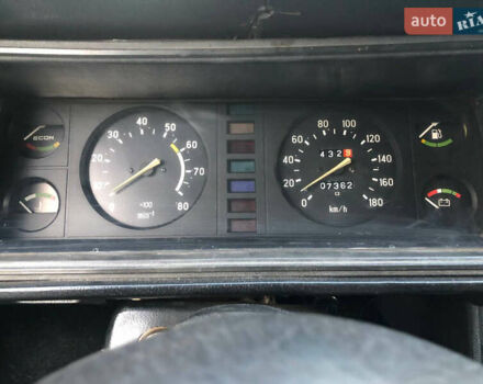 Зеленый ВАЗ 2107, объемом двигателя 1.5 л и пробегом 500 тыс. км за 600 $, фото 2 на Automoto.ua