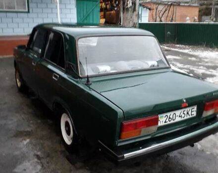 Зеленый ВАЗ 2107, объемом двигателя 1.5 л и пробегом 200 тыс. км за 900 $, фото 2 на Automoto.ua