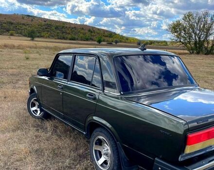 Зеленый ВАЗ 2107, объемом двигателя 1.5 л и пробегом 0 тыс. км за 1500 $, фото 4 на Automoto.ua