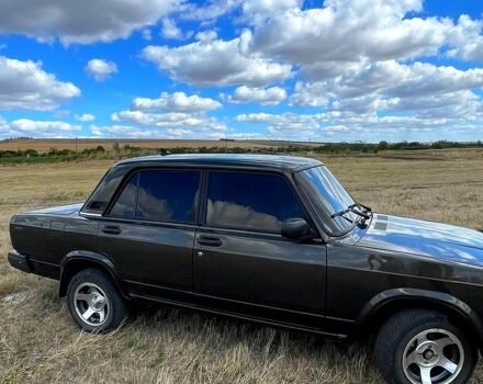 Зеленый ВАЗ 2107, объемом двигателя 1.5 л и пробегом 0 тыс. км за 1500 $, фото 3 на Automoto.ua