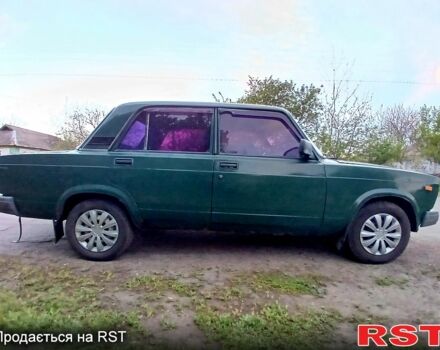Зеленый ВАЗ 2107, объемом двигателя 1.5 л и пробегом 0 тыс. км за 750 $, фото 2 на Automoto.ua