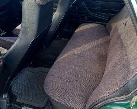 Зеленый ВАЗ 2107, объемом двигателя 1.5 л и пробегом 100 тыс. км за 900 $, фото 10 на Automoto.ua