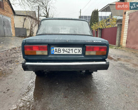 Зеленый ВАЗ 2107, объемом двигателя 1.5 л и пробегом 330 тыс. км за 1200 $, фото 3 на Automoto.ua