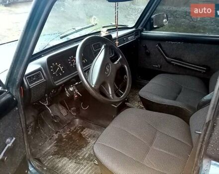 Зеленый ВАЗ 2107, объемом двигателя 1.5 л и пробегом 400 тыс. км за 1200 $, фото 3 на Automoto.ua