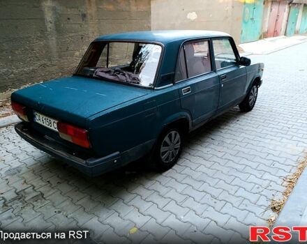 Зеленый ВАЗ 2107, объемом двигателя 1.5 л и пробегом 0 тыс. км за 600 $, фото 3 на Automoto.ua