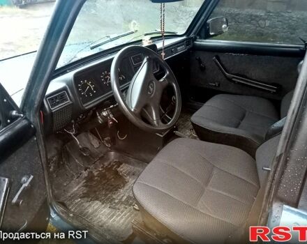 Зеленый ВАЗ 2107, объемом двигателя 1.5 л и пробегом 400 тыс. км за 1200 $, фото 4 на Automoto.ua