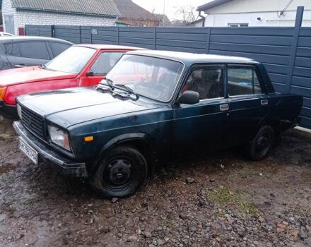 Зеленый ВАЗ 2107, объемом двигателя 1.6 л и пробегом 875 тыс. км за 650 $, фото 1 на Automoto.ua