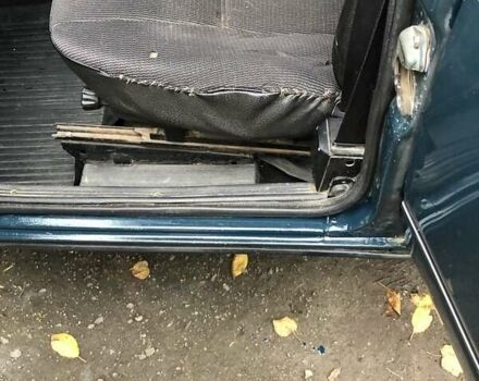 Зеленый ВАЗ 2107, объемом двигателя 1.5 л и пробегом 120 тыс. км за 650 $, фото 10 на Automoto.ua