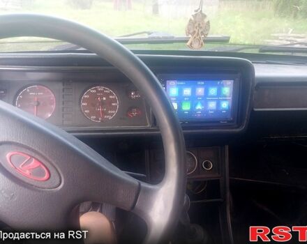 Зеленый ВАЗ 2107, объемом двигателя 1.6 л и пробегом 300 тыс. км за 840 $, фото 1 на Automoto.ua