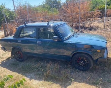 Зеленый ВАЗ 2107, объемом двигателя 1.5 л и пробегом 100 тыс. км за 1200 $, фото 1 на Automoto.ua