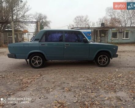 Зеленый ВАЗ 2107, объемом двигателя 1.5 л и пробегом 35 тыс. км за 1350 $, фото 6 на Automoto.ua