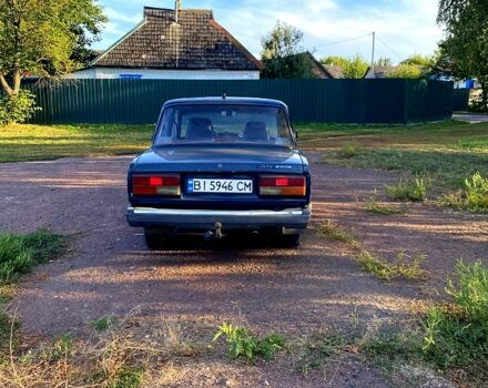 Зеленый ВАЗ 2107, объемом двигателя 1.5 л и пробегом 200 тыс. км за 600 $, фото 5 на Automoto.ua