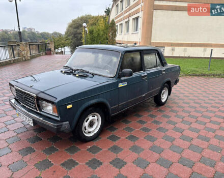 Зеленый ВАЗ 2107, объемом двигателя 1.5 л и пробегом 192 тыс. км за 800 $, фото 3 на Automoto.ua