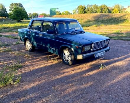 Зеленый ВАЗ 2107, объемом двигателя 1.5 л и пробегом 200 тыс. км за 600 $, фото 2 на Automoto.ua